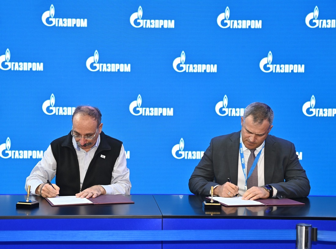Photo: PJSC Gazprom Boris Nuraliyev and Sergey Tumanov